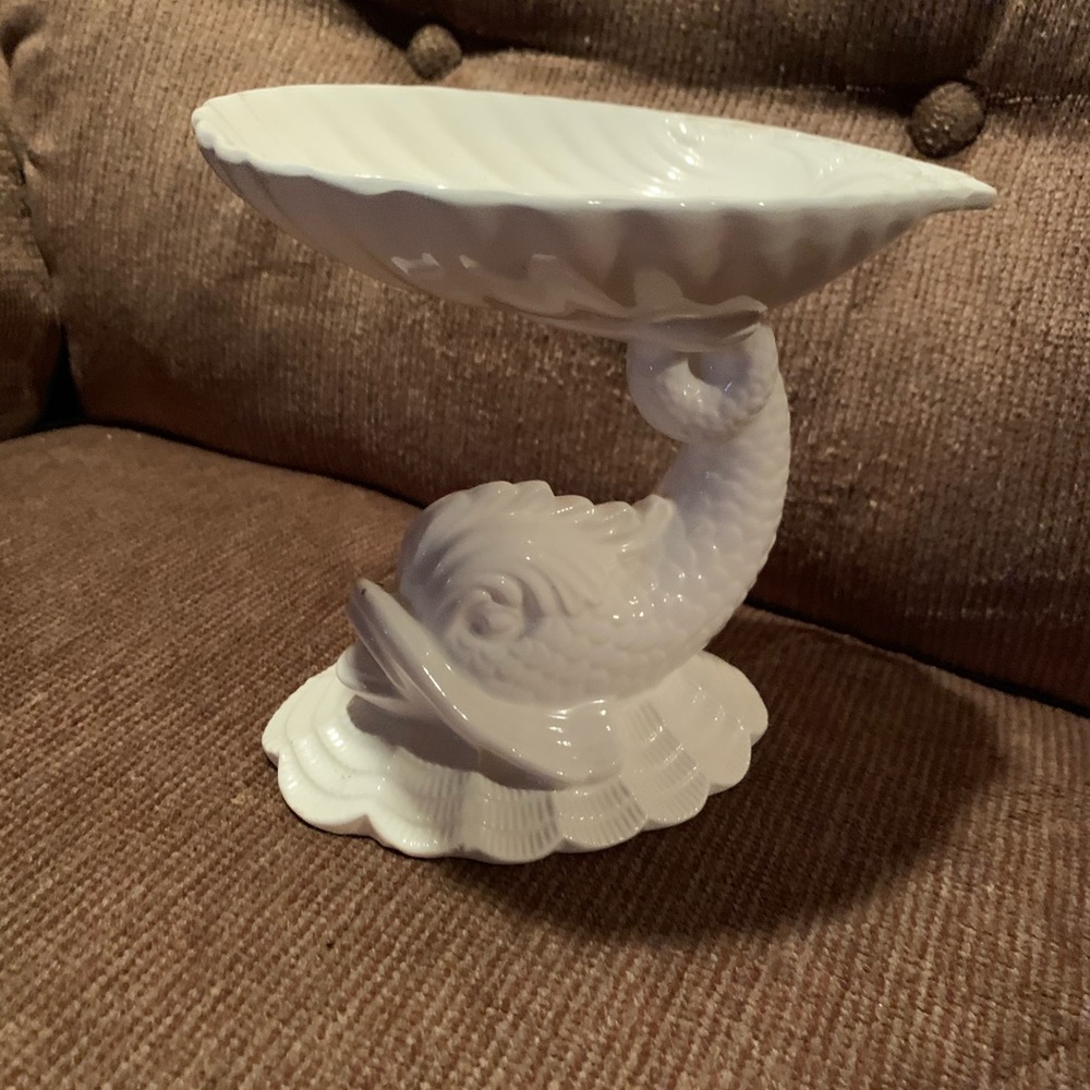 Vintage soap dish